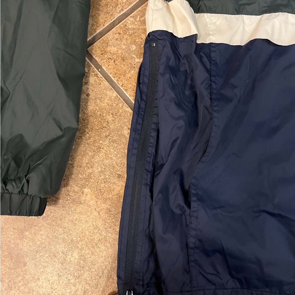 Volcom windbreaker jacket - Picture 5 of 6